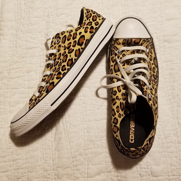 leopard print converse size 8